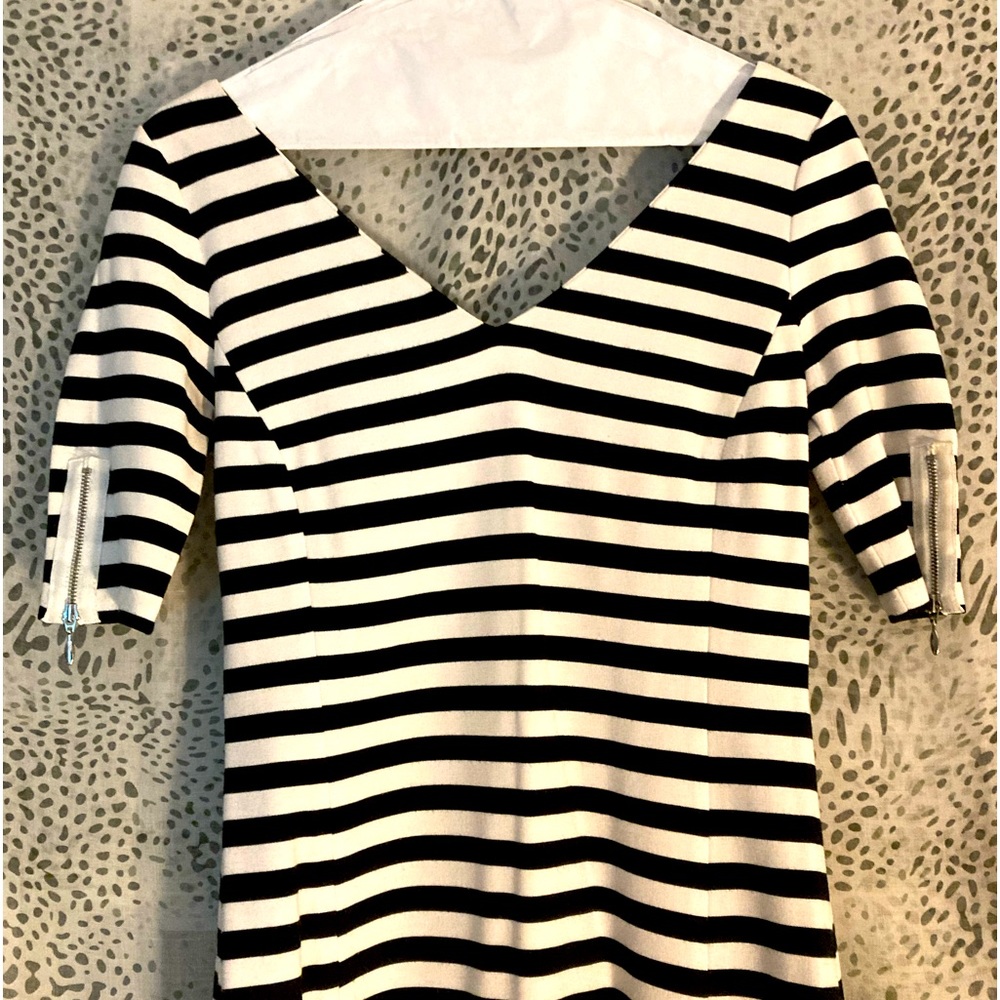 Banana Republic striped 3/4 sleeve dress